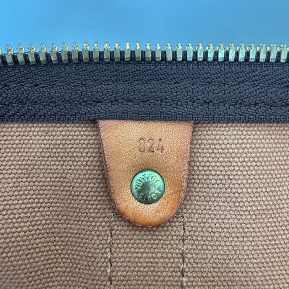 Vintage Louis Vuitton Keepall 50 - Picture 6 of 15